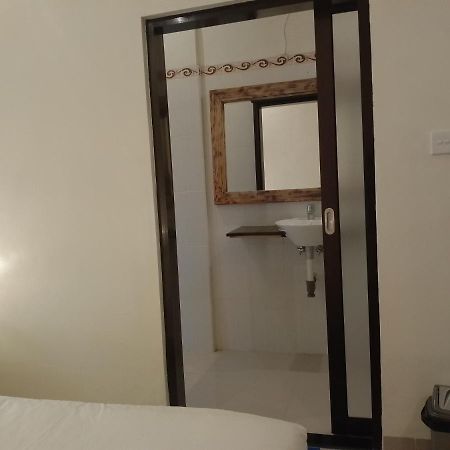 Yanti Guest House Canggu Exteriör bild